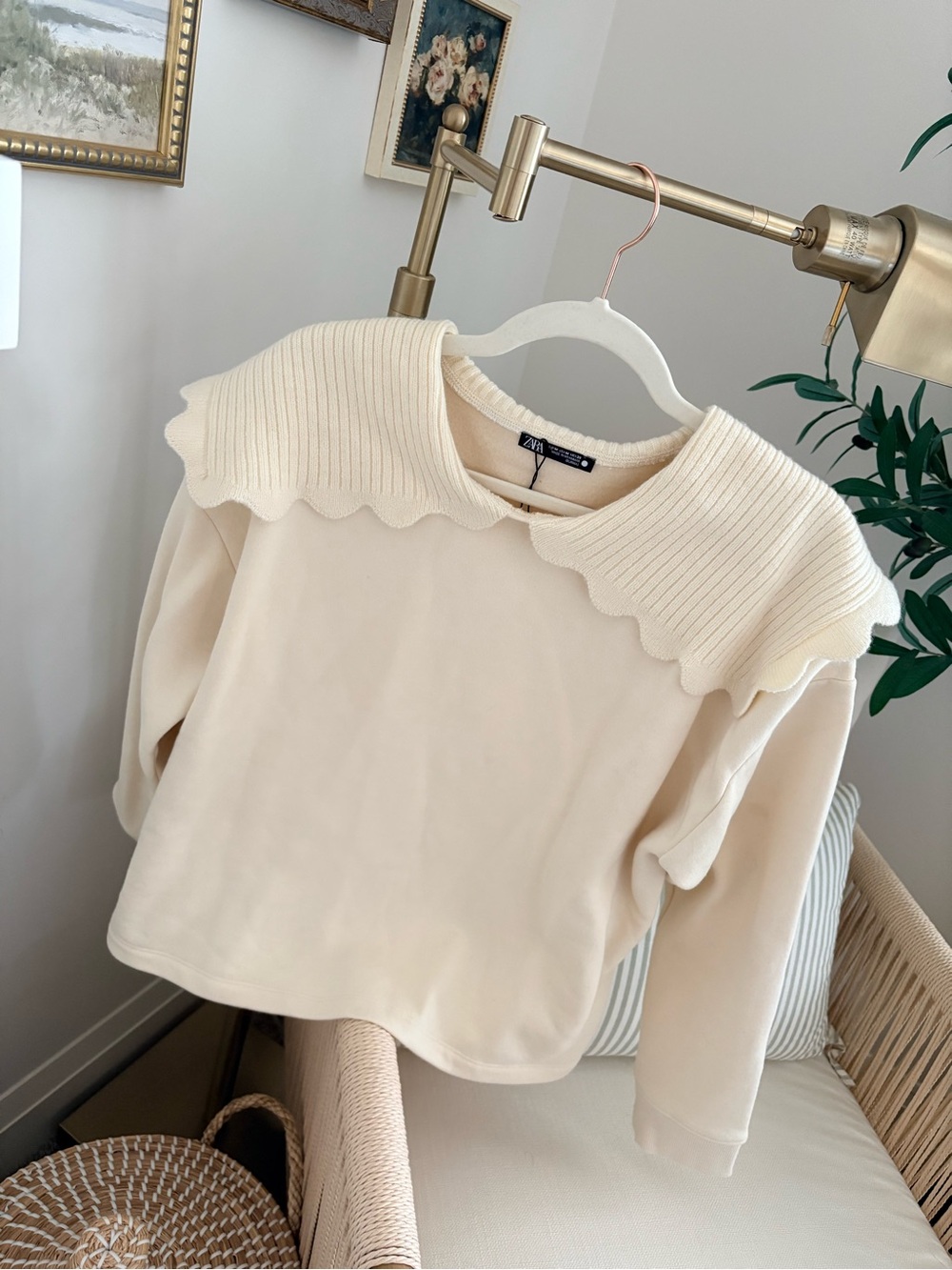 Zara Cream Scalloped Collar Sweatshirt